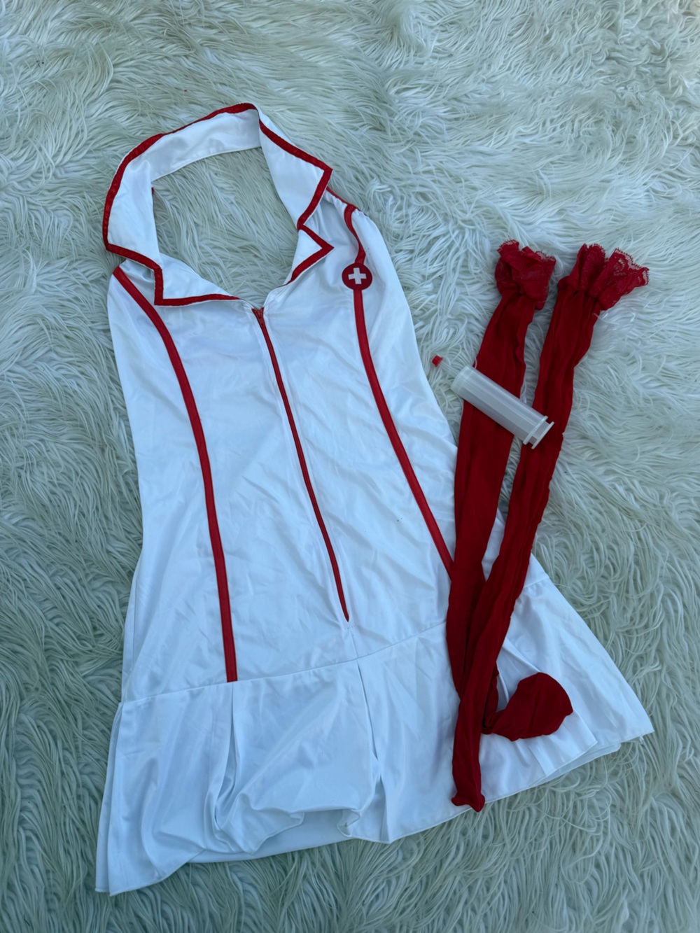 Women’s nurse costume (D12)